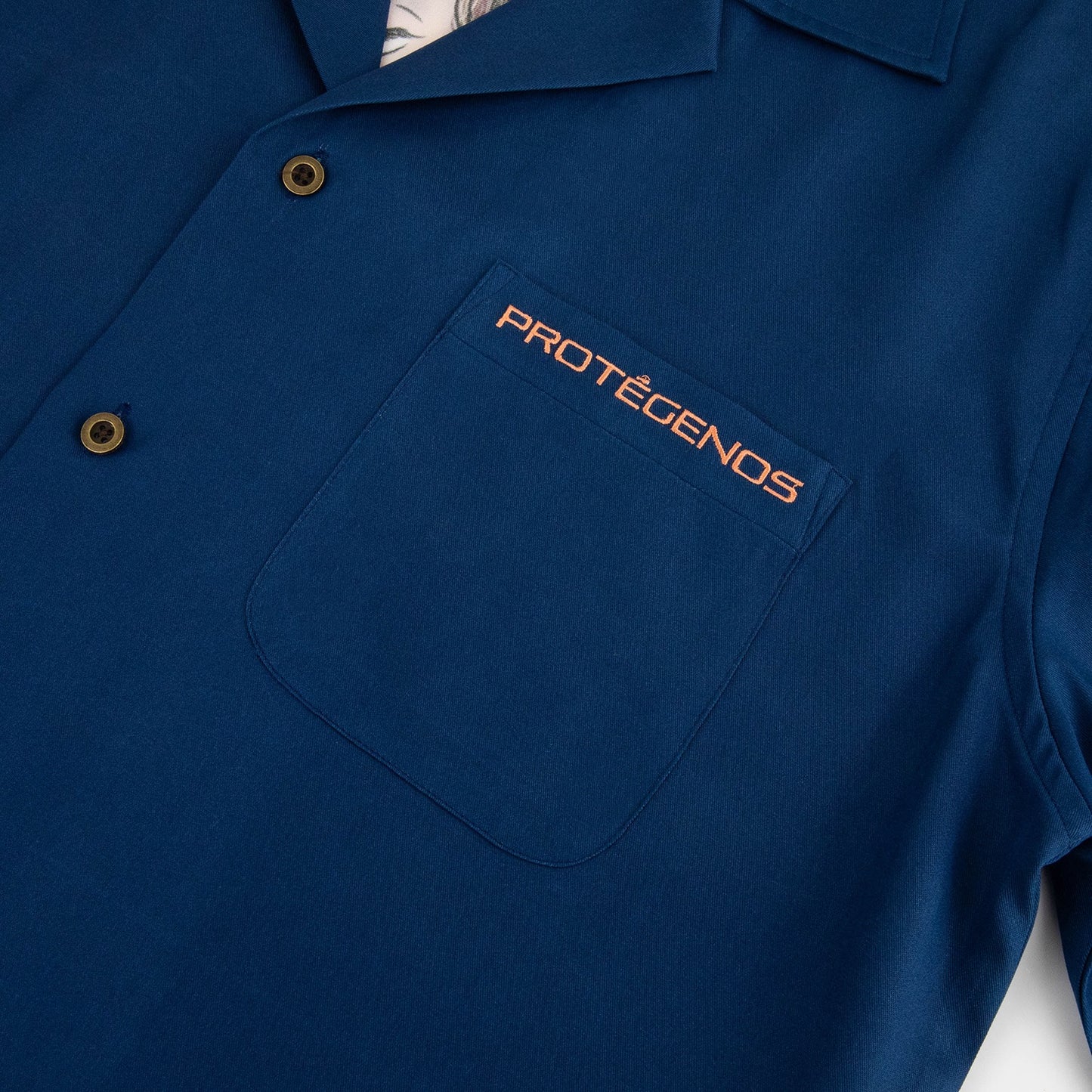 Protégenos (Pre-Order)