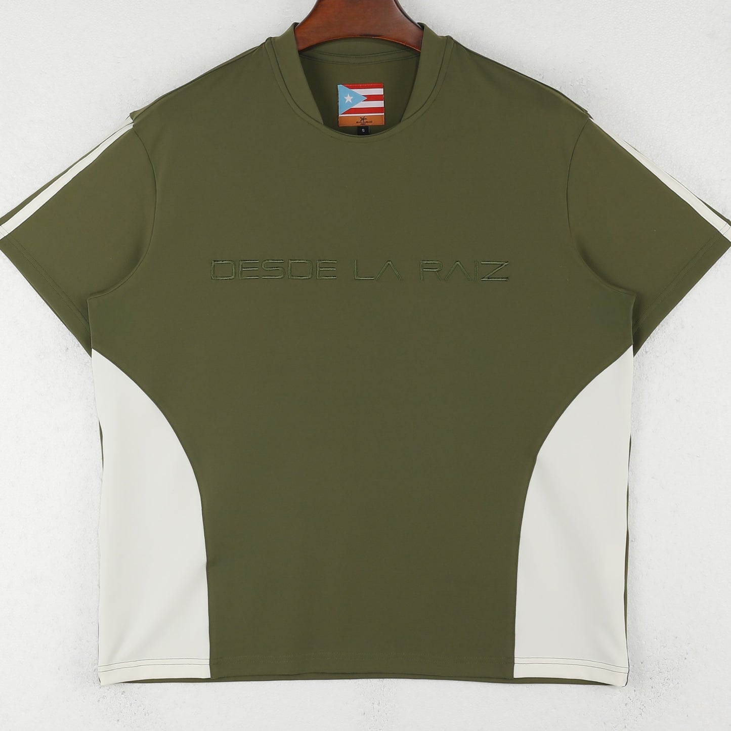 DESDE LΛ RΛIZ (PRE-ORDER)