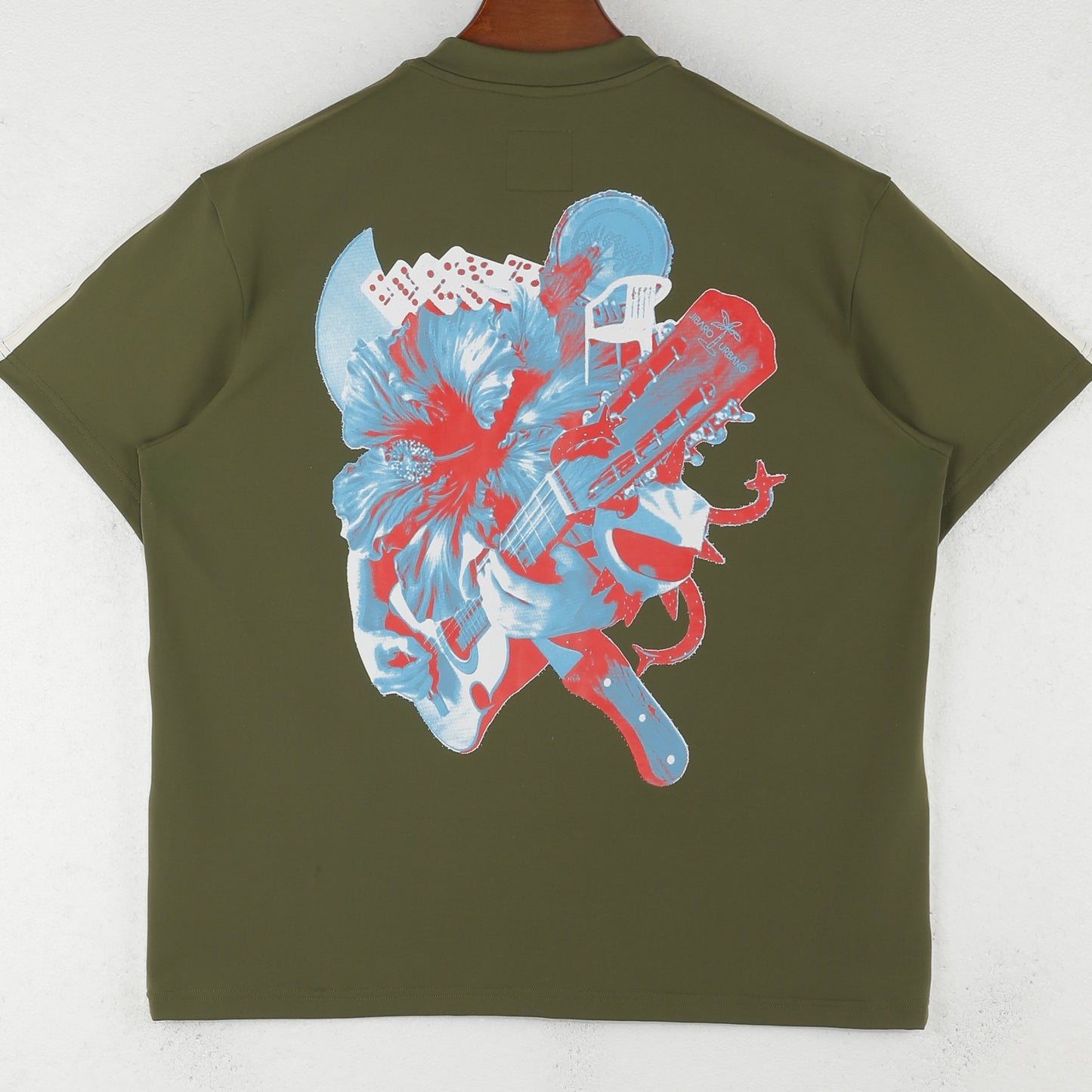 DESDE LΛ RΛIZ (PRE-ORDER)
