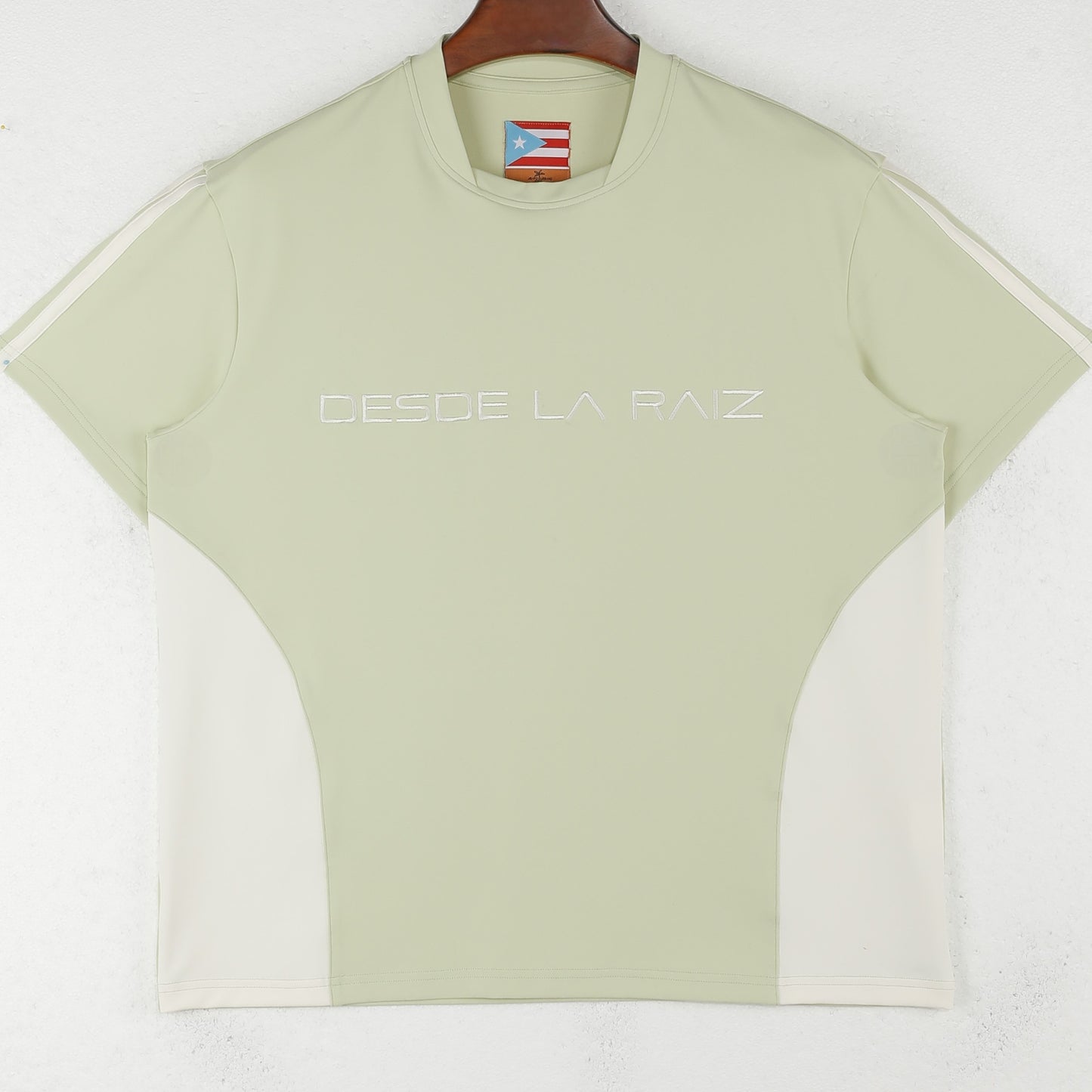 DESDE LΛ RΛIZ (PRE-ORDER)