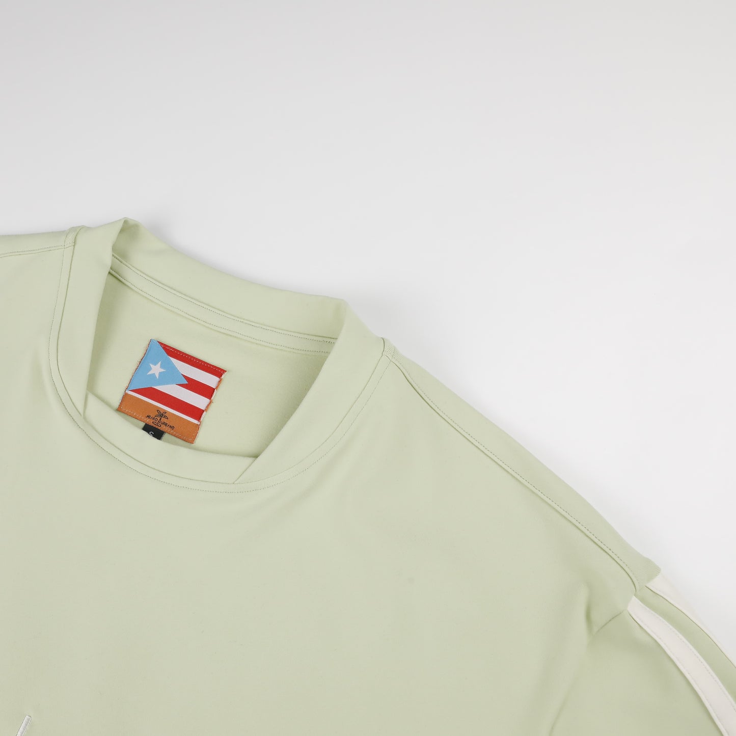 DESDE LΛ RΛIZ (PRE-ORDER)